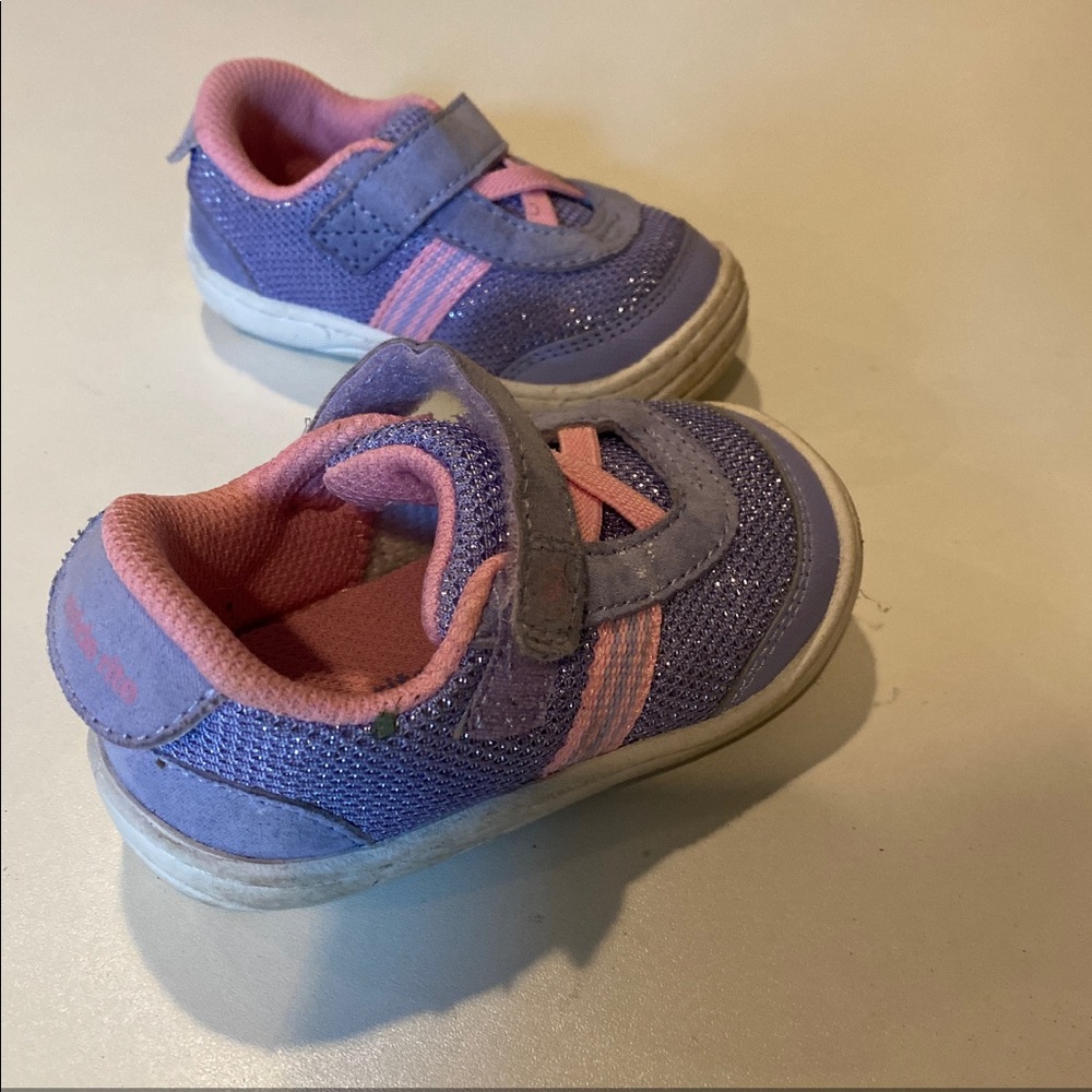 Stride rite size 4 girls shoes